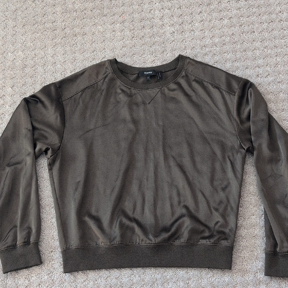 Theory Massar Silk Top Vine Green Sweatshirt